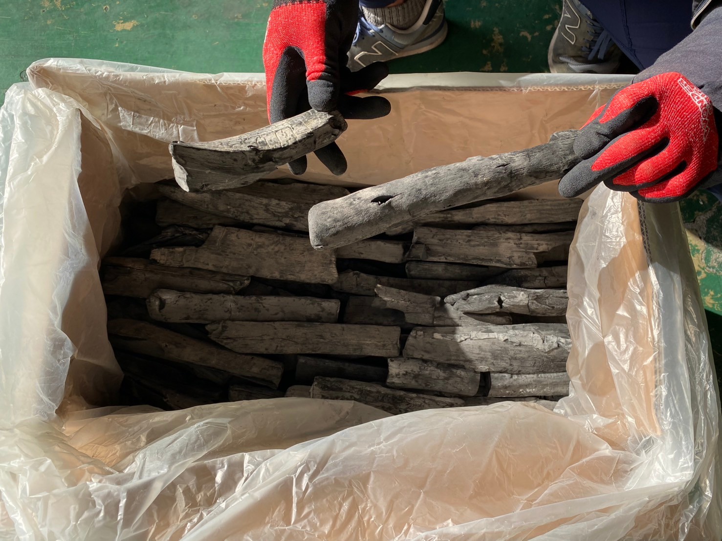 ラオス白炭 上割小