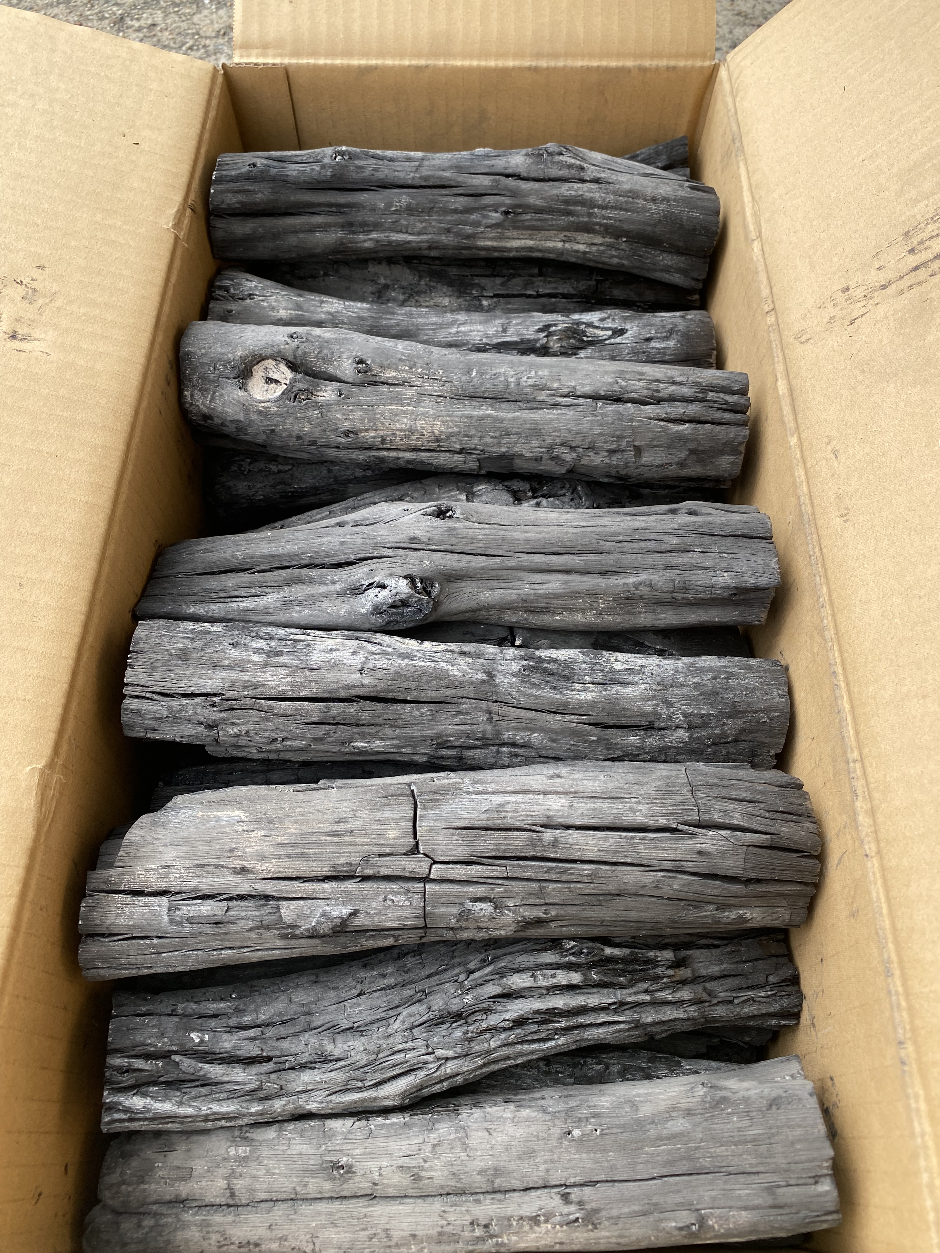 上土佐備長炭 馬目 丸