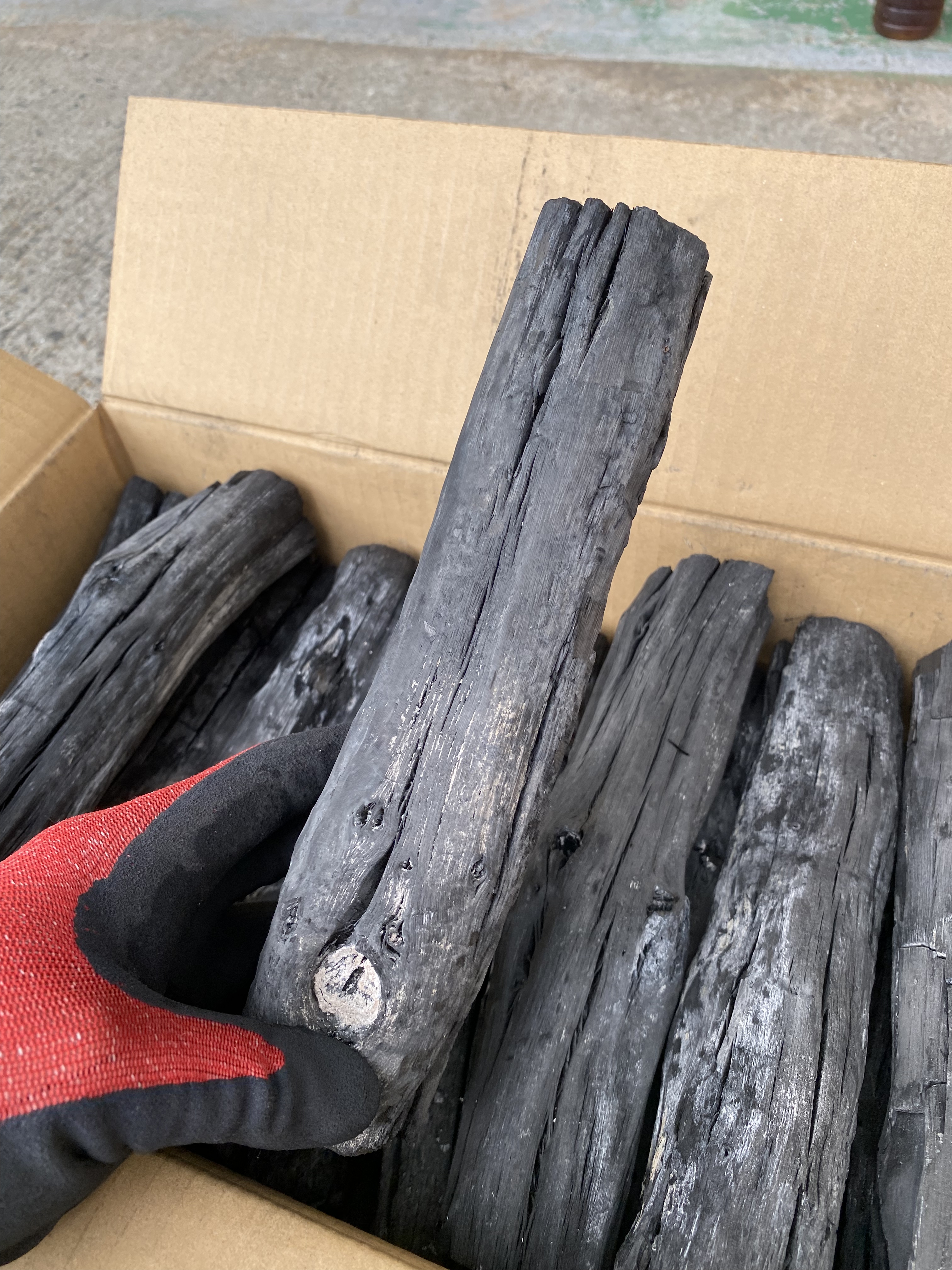 上土佐備長炭 馬目 丸