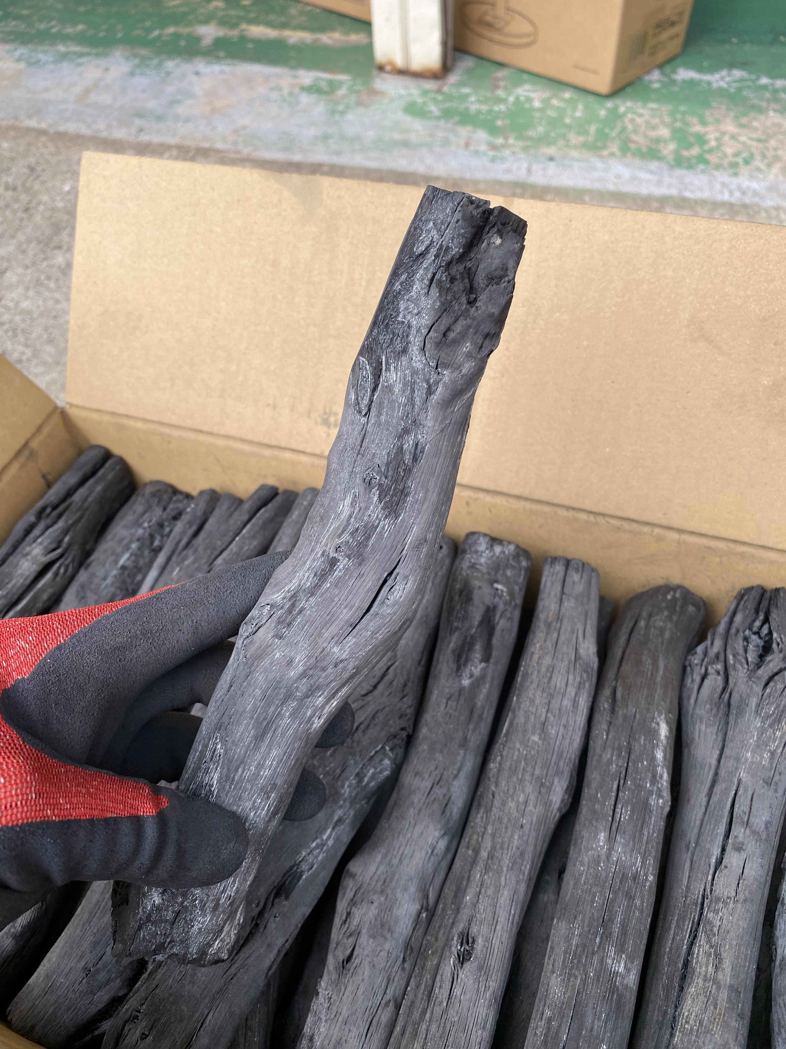 上土佐備長炭 馬目 丸小