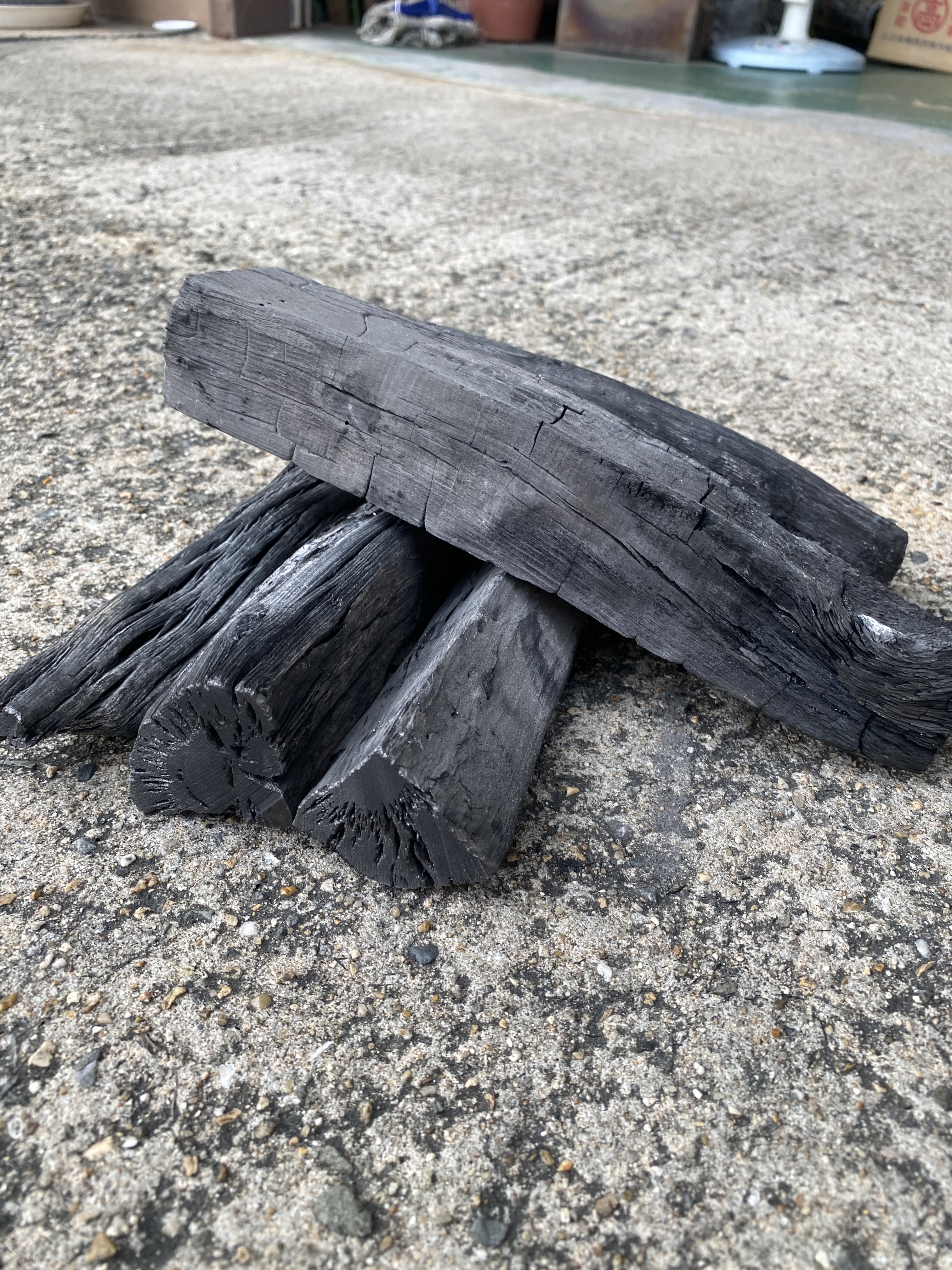 上土佐備長炭 馬目 割小