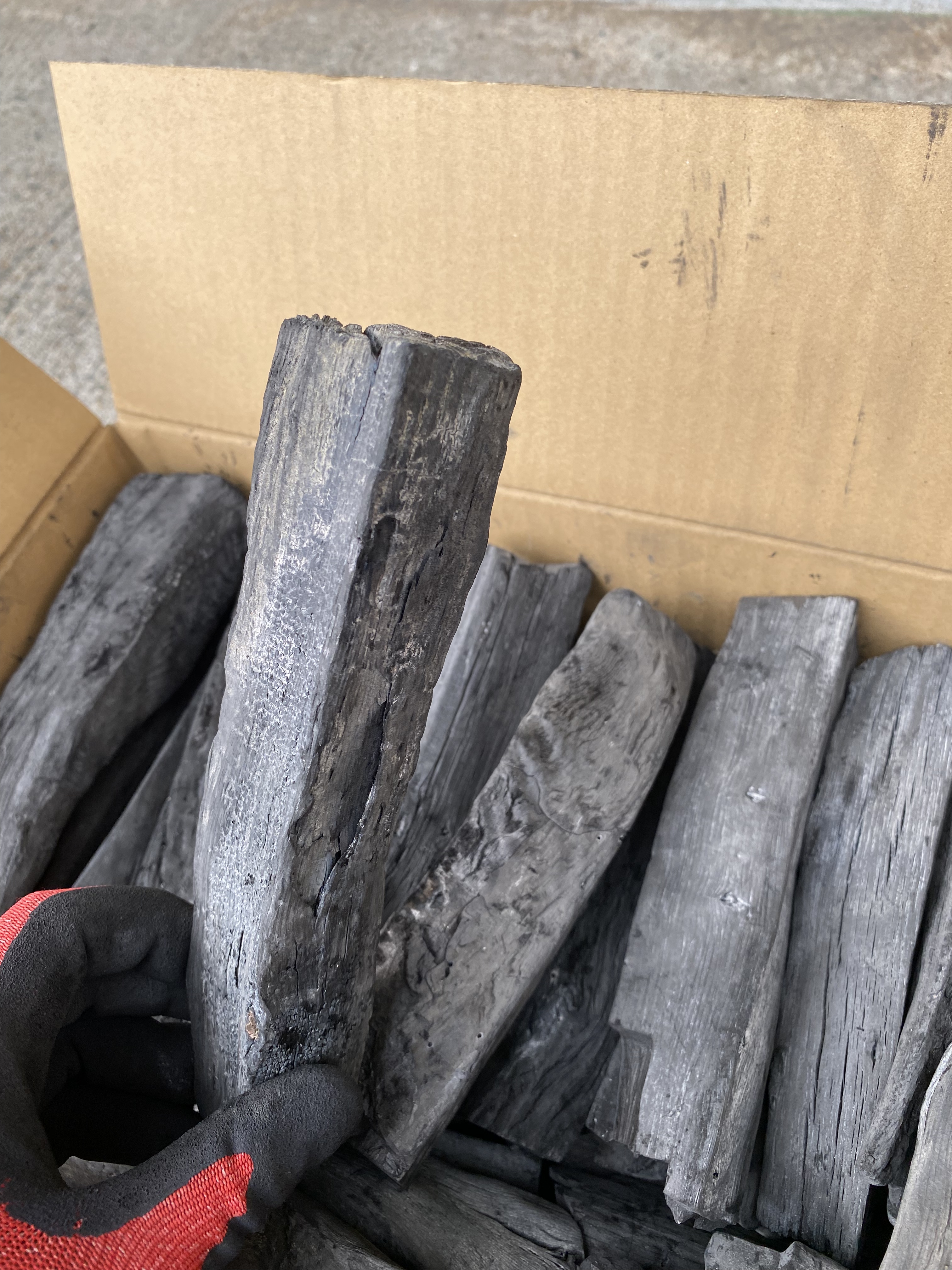 上土佐備長炭 馬目 徳割小