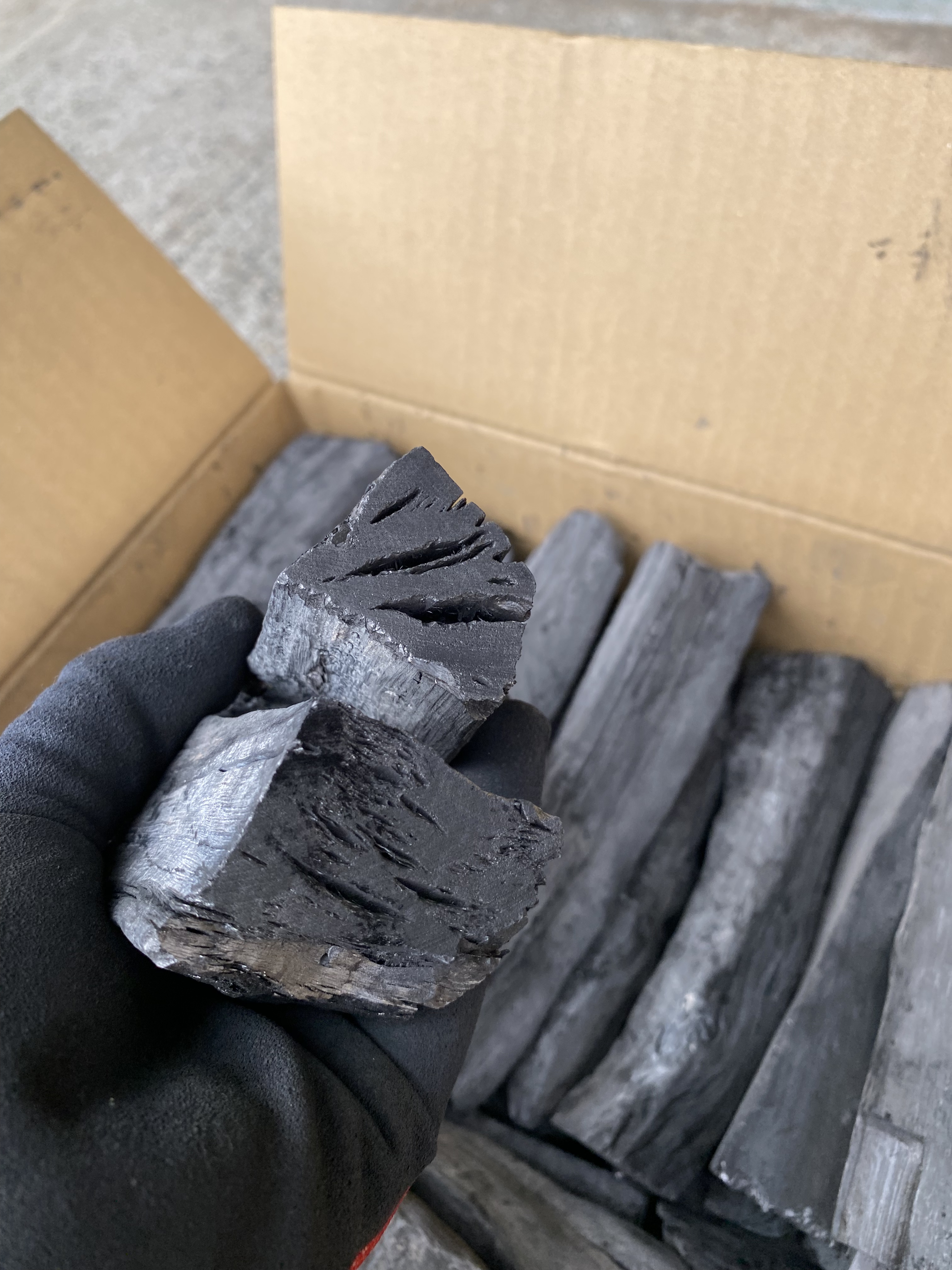 上土佐備長炭 馬目 徳割小